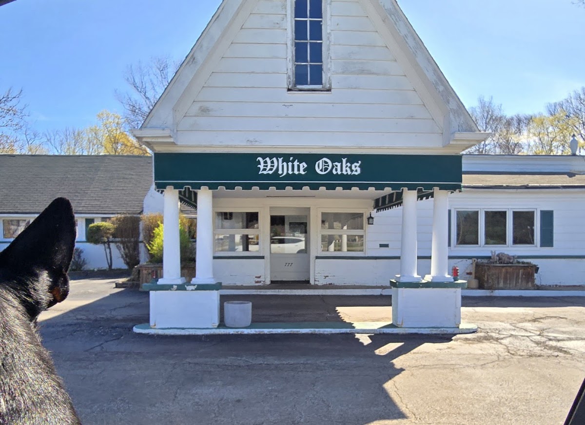 White Oaks Restaurant